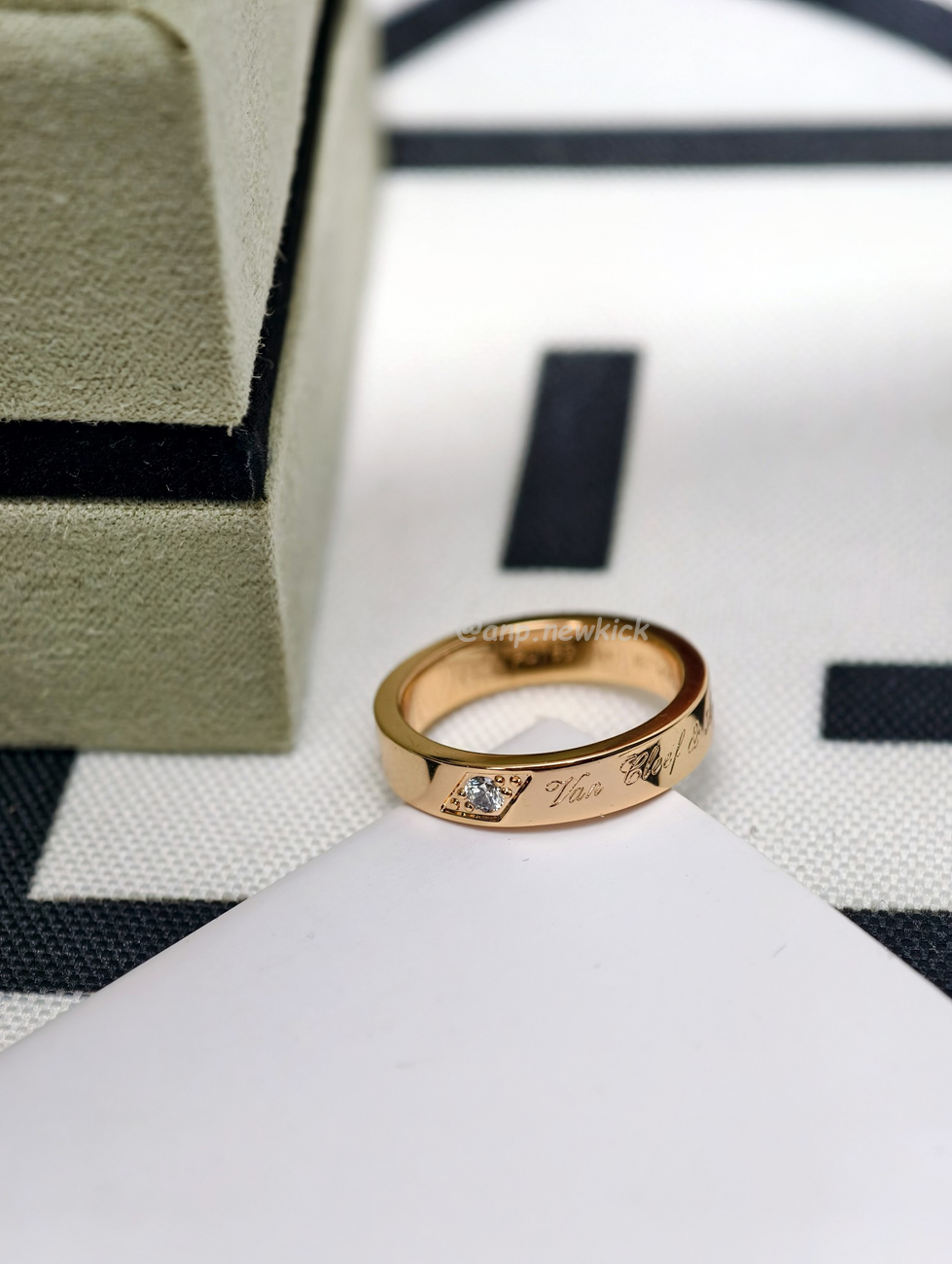Vintage Alhambra Ring (7) - www.newkick.org